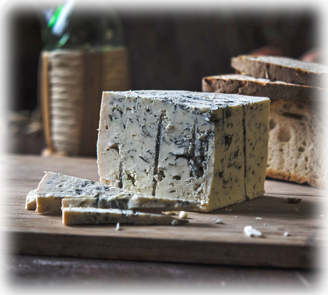 QUESO AZUL CUÑA (PIEZA APROX 250g)